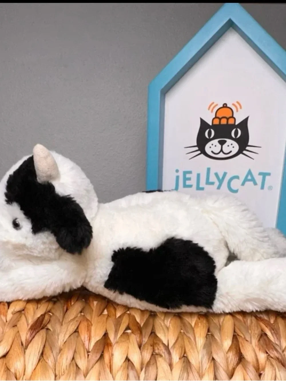 Jellycat Smudge Cow / BNWT